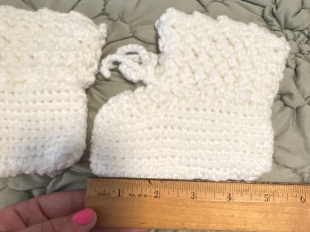 Vintage Handmade Crocheted White Baby Booties A3